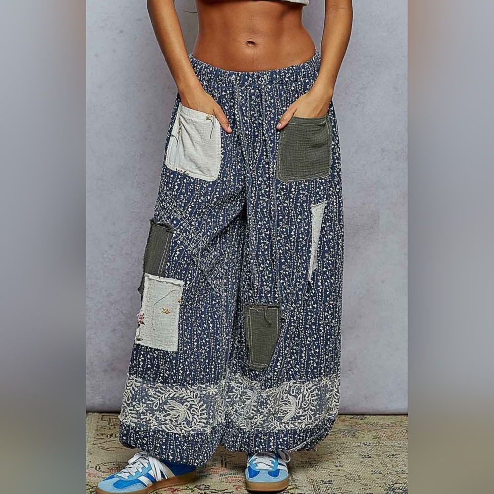 #879 POL Vintage Washed Foral Pattern Double Gauze Lace Jogger Pant
